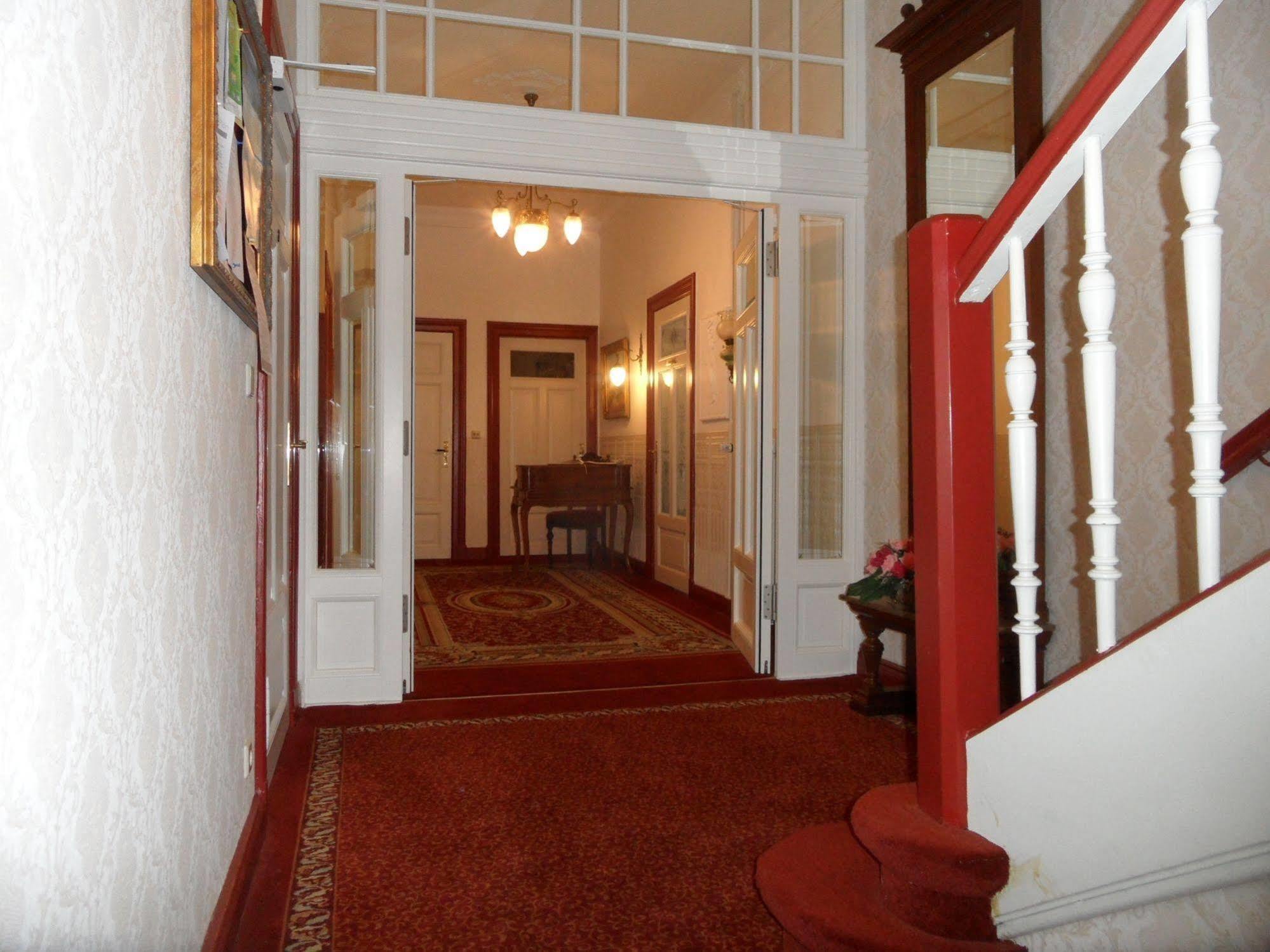 Hotel Seeufer Ploen Exterior photo